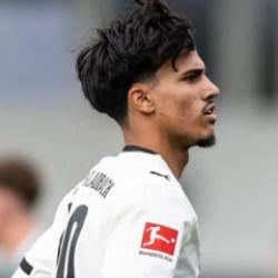 17'lik yıldız adayı Galatasaray'ı se&ccedil;ti: Geliş tarihi belli oldu