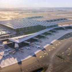 Havalimanları doldu taştı! Cumhuriyet tarihinin rekoru kırıldı! 