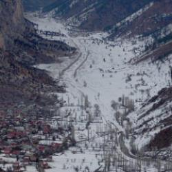 Aladağlar&rsquo;da oluşan kar g&uuml;zelliği