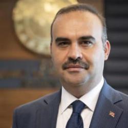 Bakan Kacır resmen duyurdu: &Ccedil;in'den sonra tek lider T&uuml;rkiye!