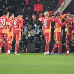 Bahis cezası alan Galatasaraylı 2 ay sonra golle geri d&ouml;nd&uuml;