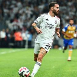 Beşiktaş, Benfica'nın 'Rafa Silva' teklifini geri &ccedil;evirdi: Pazarlıkta son rakam