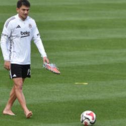 Beşiktaş'ta s&uuml;rpriz Cengiz &Uuml;nder gelişmesi