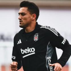 Cengiz &Uuml;nder: 'Messi'yi &ouml;rnek almamak lazım'