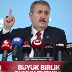 Destici: Sarayımızı basacak daha anasından doğmadı!