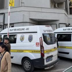 Evini teslim etmeyen m&uuml;teahhidin oğlunu &ouml;ld&uuml;rd&uuml;