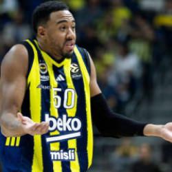Fenerbah&ccedil;e Beko'nun yıldızı sakatlandı