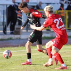 Fenerbah&ccedil;e ve Trabzonspor'la anlaşamadı: 3. Lig'den Avrupa'ya gidiyor