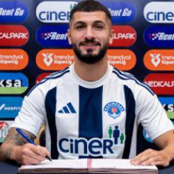 Futbola Londra'da başladı! 1. Lig'den S&uuml;per Lig'e transfer oldu