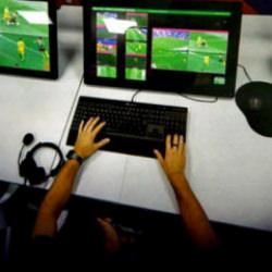 Galatasaray - Fenerbah&ccedil;e derbisinin VAR hakemi belli oldu