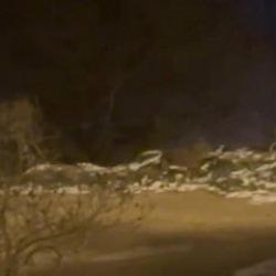 G&ouml;ren telefona sarıldı: Başkentin sokaklarında şaşırtan manzara!