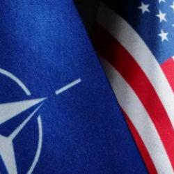 Gr&ouml;nland i&ccedil;in 20 g&uuml;n s&uuml;re vermişti! NATO Yetkilisi Trump'a kafa tuttu: &Uuml;slere el koyarız