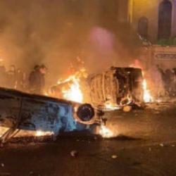 İran'da savcı ve polisler yakılarak &ouml;ld&uuml;r&uuml;ld&uuml;