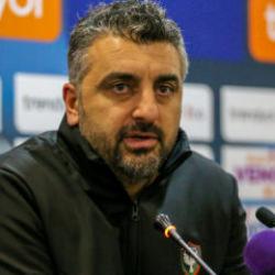 'Ma&ccedil;ı taraftar kazandı' diyen 1. Lig ekibinin hocasından şampiyonluk s&ouml;zleri