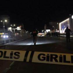 Makas atan s&uuml;r&uuml;c&uuml; can aldı! Kurye hayatını kaybetti