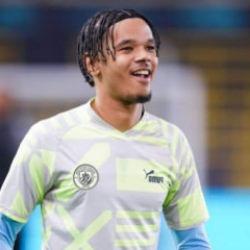 Manchester City'nin 21 yaşındaki stoperi Kayserispor'a transfer oldu