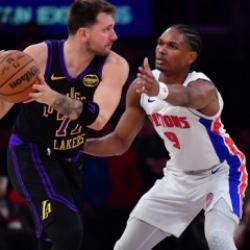 NBA'de Lakers, Luka Doncic ve LeBron James ikilisiyle kazandı