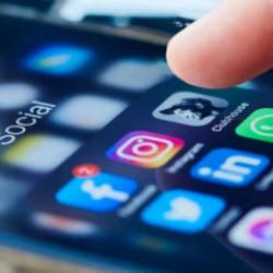 Sosyal medyada 15 yaş sınırına &uuml;nl&uuml; isimlerden tam destek