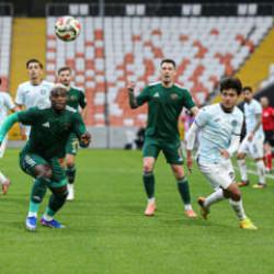 S&uuml;per Lig'e y&uuml;kselme yarışı alev aldı! Deplasmanda 5-0 kazandılar