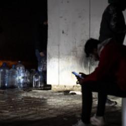 Ankara'da su kesintisi vatandaşı gece yarısı sokağa d&ouml;kt&uuml;