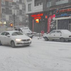 296 yerleşim yeri ulaşıma kapandı