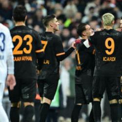 8 dakikada 2 gol! Galatasaray kupada hata yapmadı