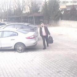 9 yıldır aranan FET&Ouml; firarisi kardeşinin kimliğiyle saklandığı evde yakalandı