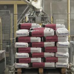 Fabrikalar &ccedil;aresiz kaldı! Hindistan ve Venezuela'dan iş&ccedil;i getiriyorlar