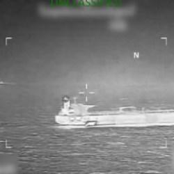 ABD, Karayipler&rsquo;de bir petrol tankerine daha el koydu