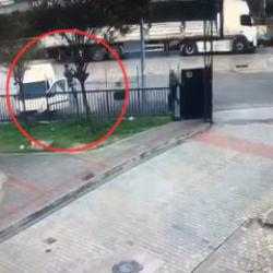 Adana&rsquo;da sokak ortasında kanlı infaz: 1 &ouml;l&uuml;, 1 yaralı