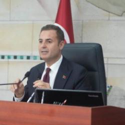 AK Parti'ye ge&ccedil;eceği iddia edilmişti! CHP'li Başkan Akın konuştu