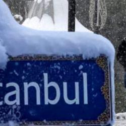 AKOM tarih vererek duyurdu! İstanbul'a yeniden kar geliyor