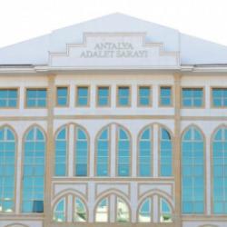 Antalya B&uuml;y&uuml;kşehir Belediyesine operasyon: 5 ş&uuml;pheli tutuklandı