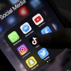 Bakanlık a&ccedil;ıkladı: Y&uuml;ksek takip&ccedil;ili 15 sosyal medya hesabına erişim engeli!