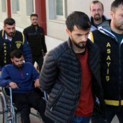 Bir kişinin &ouml;ld&uuml;ğ&uuml; kavga, &lsquo;elci olma&rsquo; tartışmasından &ccedil;ıkmış