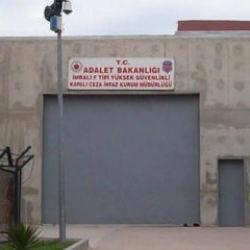 DEM Parti heyeti, İmralı'da Abdullah &Ouml;calan'la g&ouml;r&uuml;ş&uuml;yor