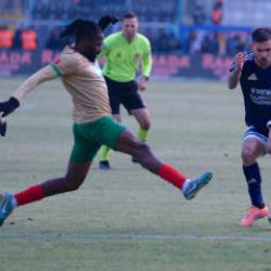TFF 1. Lig'in zirvesinde hesaplar değişti: Erzurum'dan Amedspor'a &ccedil;elme