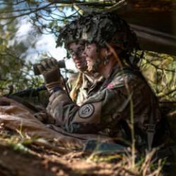 Gr&ouml;nland i&ccedil;in savaş şimdiden başladı: Askeri &ccedil;ıkarma kararı! AB ve ABD karşı karşıya...