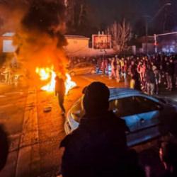 İran'da &ouml;l&uuml; sayısı 3 bini aştı