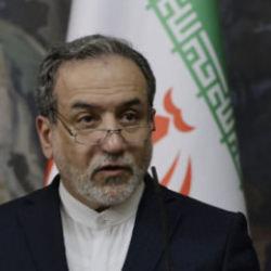 İran'dan ABD'ye diplomasi mesajı: Savaş yerine m&uuml;zakereyi se&ccedil;in