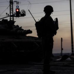 İsrail askerleri Suriye topraklarından 250 ke&ccedil;i &ccedil;aldı