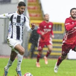 S&uuml;per Lig'de g&uuml;n&uuml;n a&ccedil;ılış ma&ccedil;ı: Karlar altında puanlar paylaşıldı