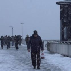 İstanbul beyaza b&uuml;r&uuml;nd&uuml;! İşte megakentten kartpostallık g&ouml;r&uuml;nt&uuml;ler