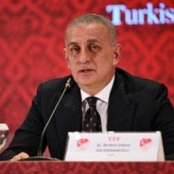 PFDK bahis oynayan teknik direkt&ouml;rlerin cezasını a&ccedil;ıkladı