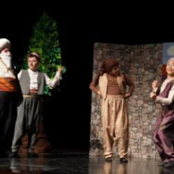 'Sahnenin Yıldızları' g&ouml;z kamaştırdı