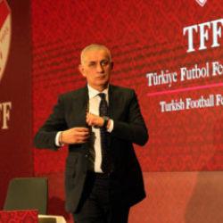 S&uuml;per Lig'de iki takım k&uuml;me d&uuml;ş&uuml;r&uuml;lebilir: TFF 'acil' koduyla toplanıyor