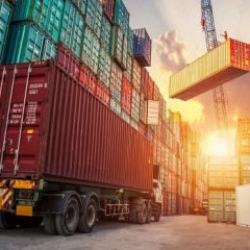 Ticaret Bakanlığı: 2025'te 33 il 1 milyar doların &uuml;zerinde ihracat yaptı