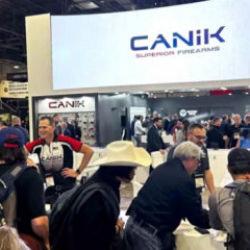 T&uuml;rk savunma sanayi &uuml;r&uuml;nleri aynı anda 3 kıtada sergilenecek