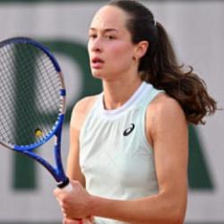 T&uuml;rk tenis&ccedil;i Zeynep S&ouml;nmez tarihe ge&ccedil;ti: D&uuml;nya 11 numarasına k&ouml;k s&ouml;kt&uuml;rd&uuml;