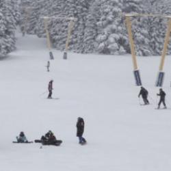 Uludağ'da kış zirvede! Sıcaklık eksi 9&rsquo;a d&uuml;şt&uuml;, kar 95 santimetreye ulaştı